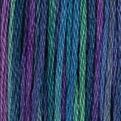 M38 Peacock (2 variations) - The Needle & Thread Emporium