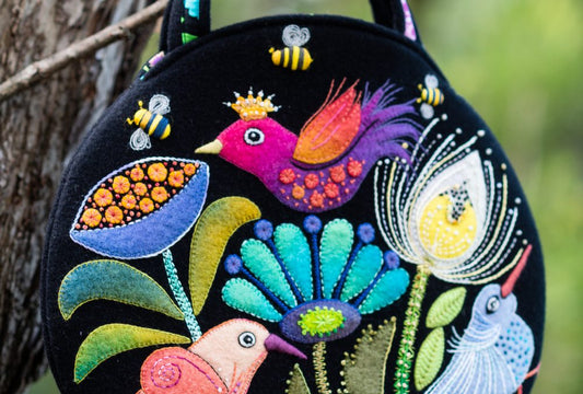 "BIRDS OF PLAY" Wooly Bag Pattern , Wendy Williams-Flying Fish Australia