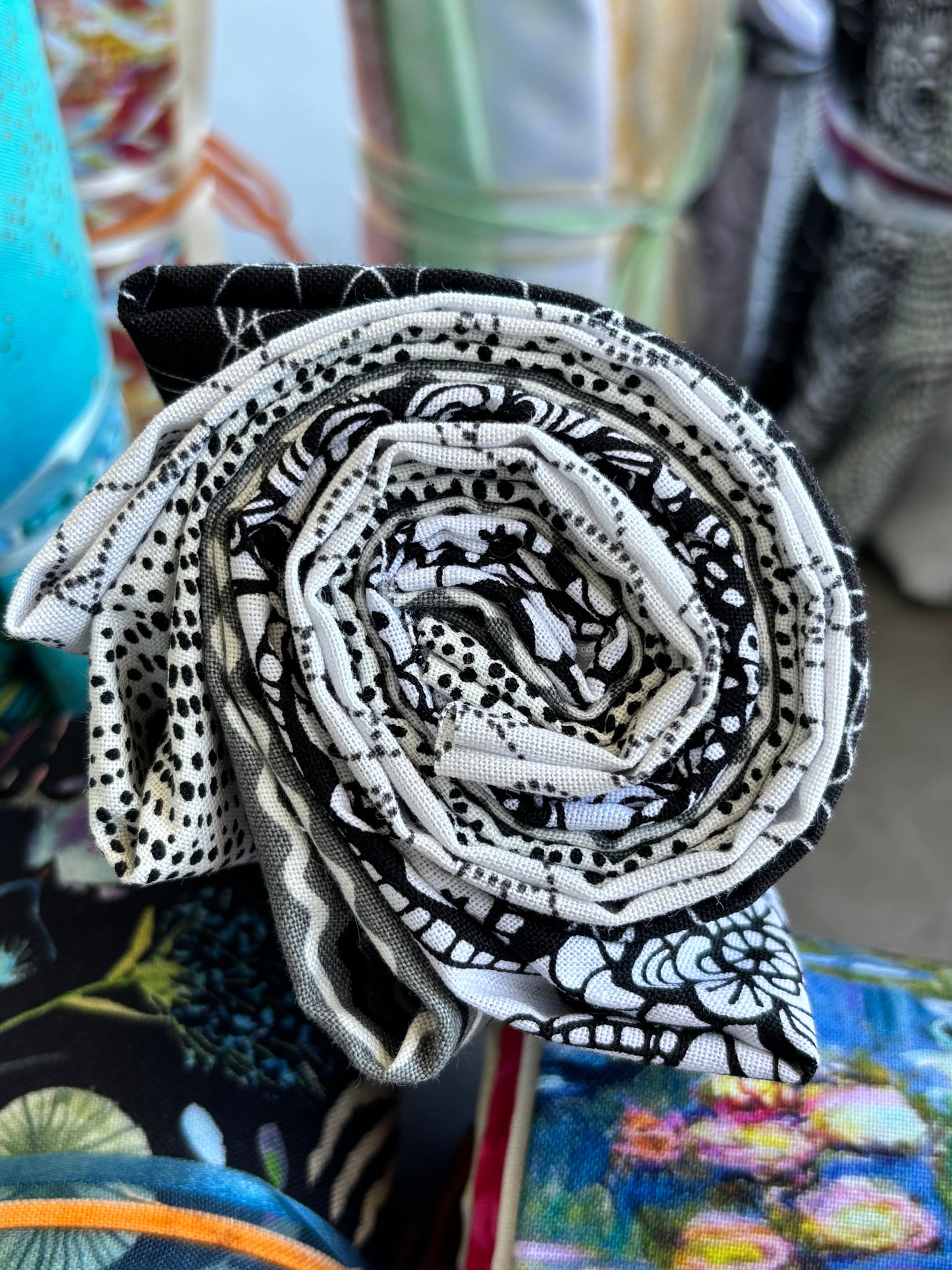 "BLACK & WHITE" - Curated Fat 1/4 Bundle (5)