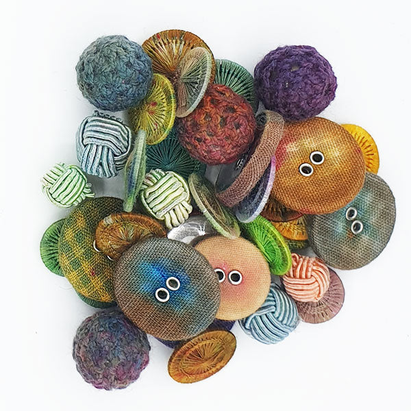 Painters Treats - Funny Buttons, Hand Dyed by Tentakulum Painters Threads