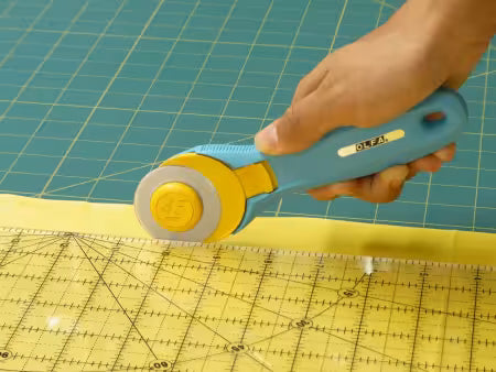 Rotary Cutter by OLFA "Splash" - 45mm Blade