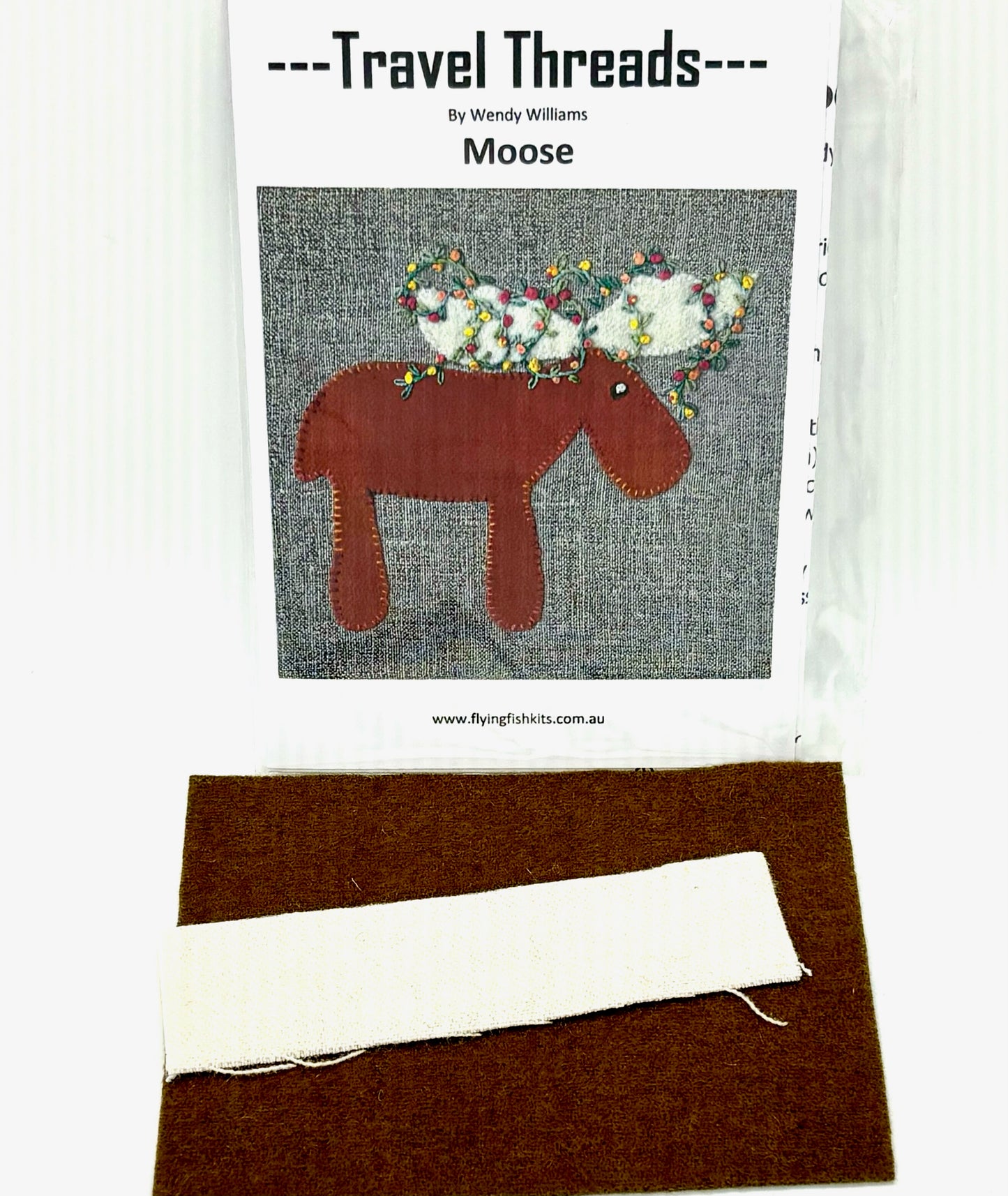 Travel Threads - Moose Wool Applique Pattern & Bundles Kit - The Needle & Thread Emporium