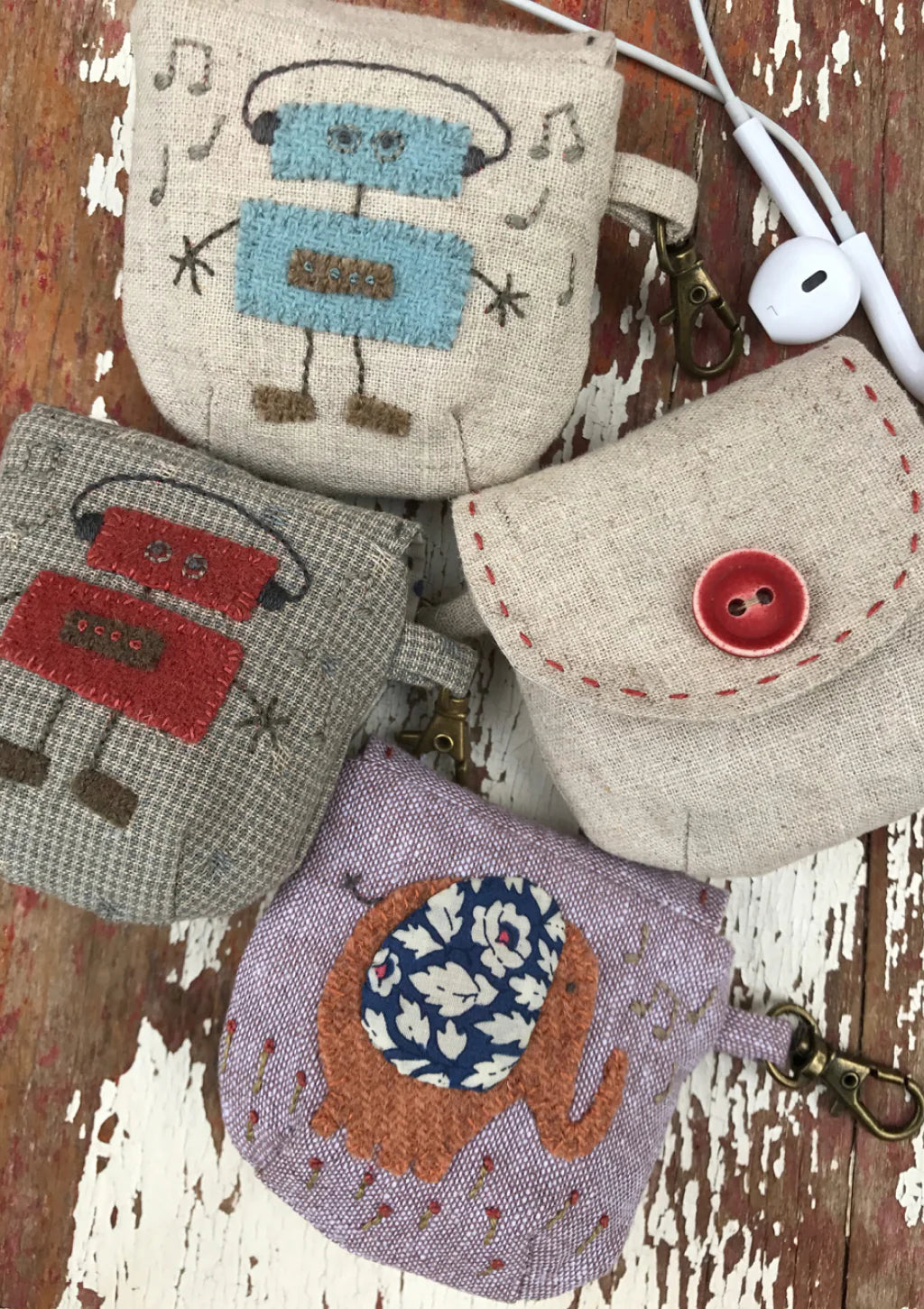The Itty Bitty Pouch Pattern by Hatched and Patched