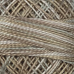 O545 - PRIMITIVE WHITE, Valdani Perle Cotton 8 - VAriegated