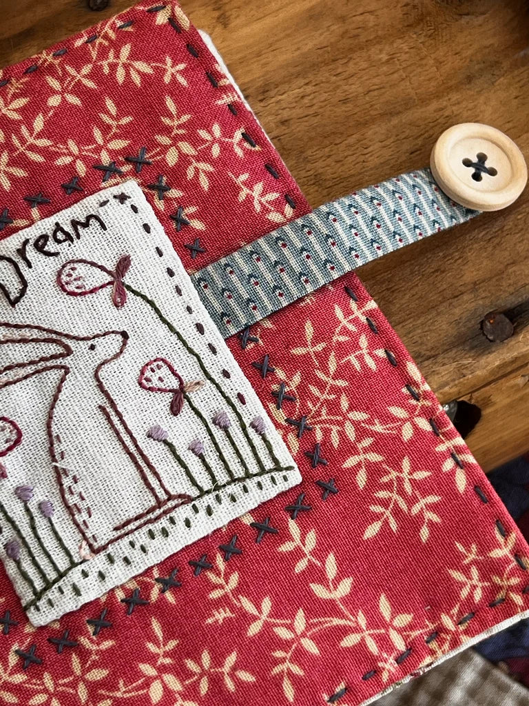 Live and Dream Sewing Set Pattern with Pre-printed Linen Panel by Hatched and Patched, Anni Downs