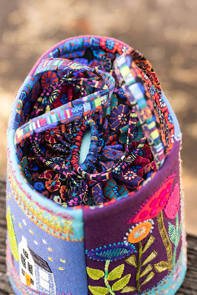 "VICTORIA'S BAG" Pattern  by Wendy Williams Flying Fish Australia